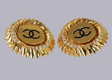 vintage chanel clip on earrings